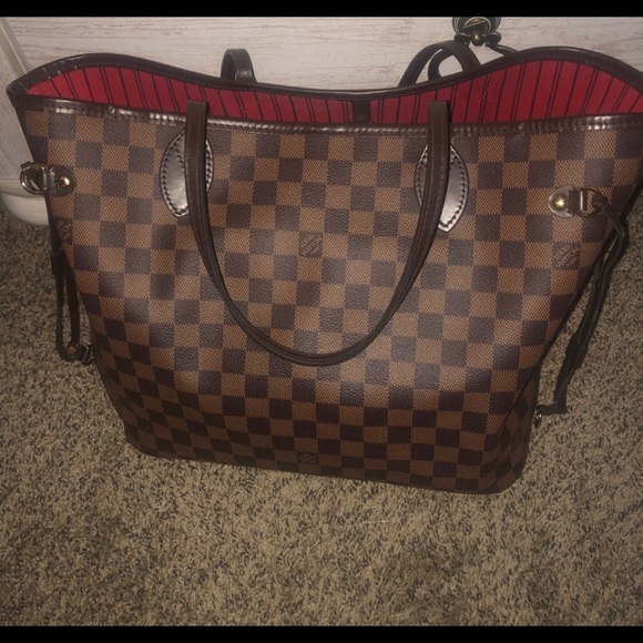 Louis Vuitton Handbags - Louis Vuitton Neverfull MM